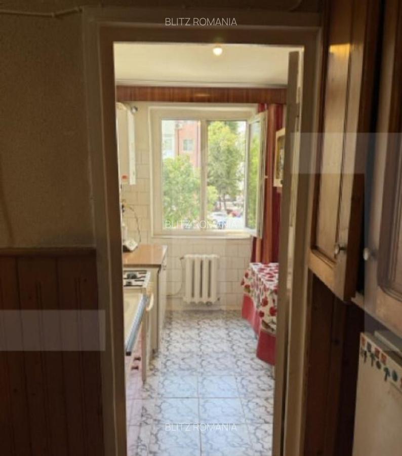 Apartament cu 2 camere, decomandat, 54 mp, Central - 2