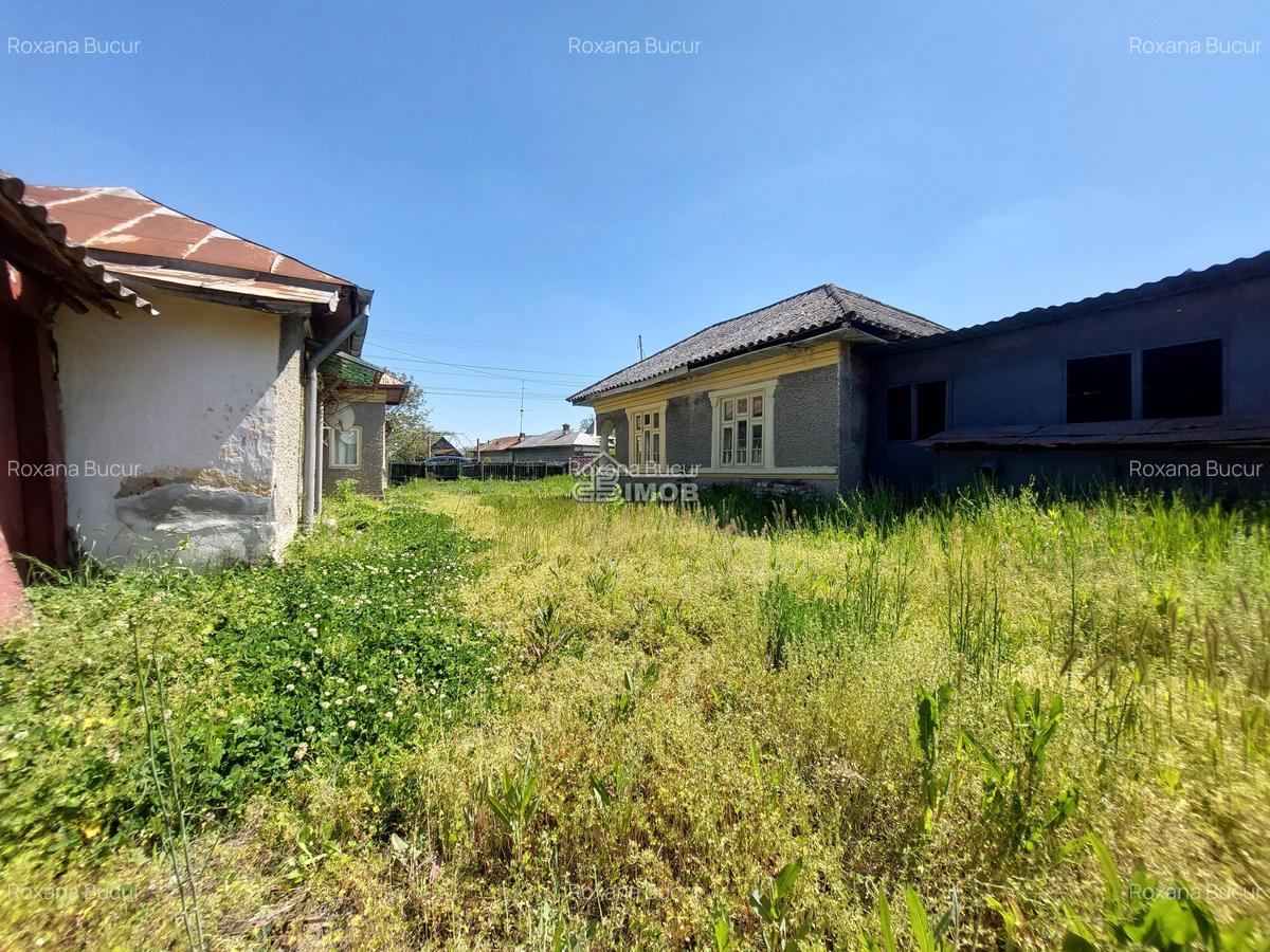 Casă cu 5 camere în Comișani - 9