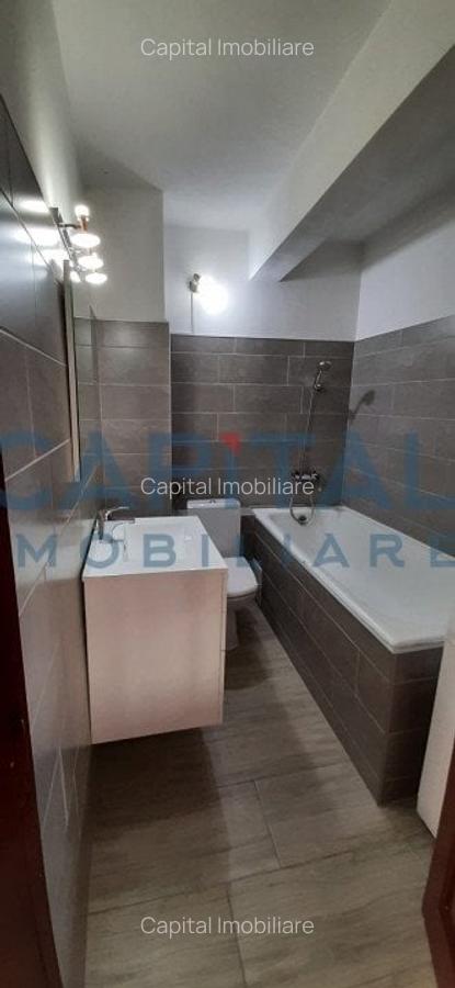 Apartament cu 3 camere decomandat în Dacia - 9