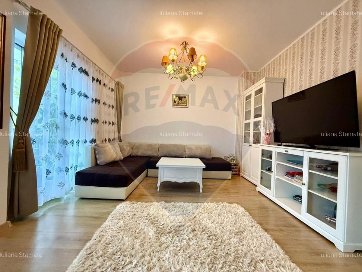 Apartament cu 3 camere de vanzare loc de parcare si teren Constanta - 13