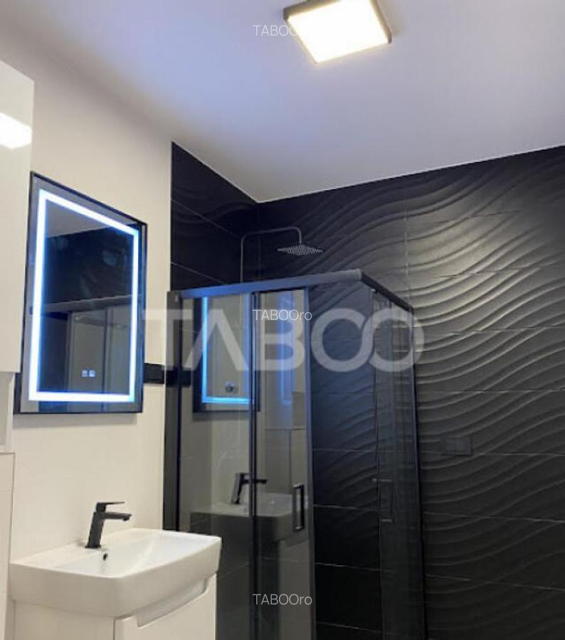 Garsoniera de inchiriat 36 mp balcon loc parcare zona Doamna - 1