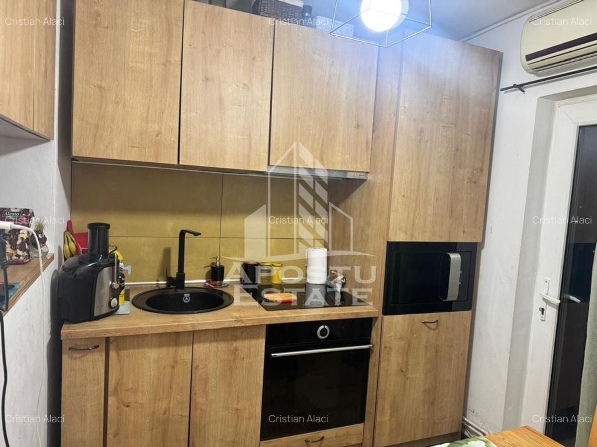 Apartament cu 3 camere, centrala proprie, zona Lipovei - 3