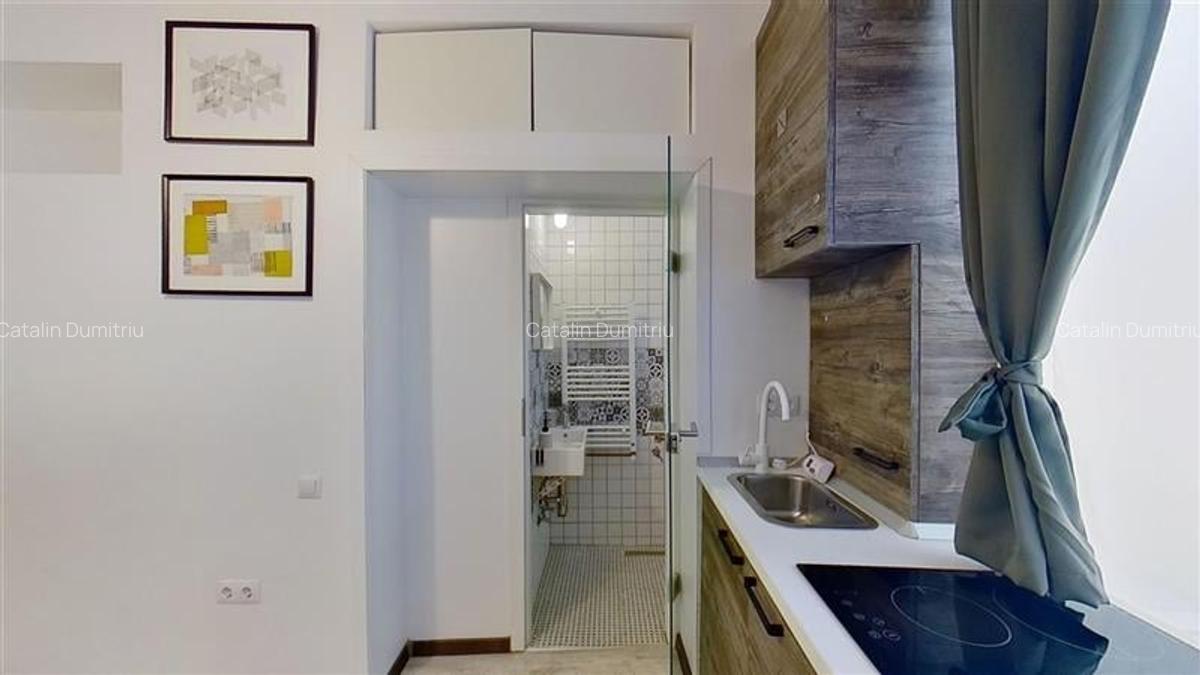 TUR 3D! Proprietate cocheta, pretabila regim hotelier, Centrul Istoric Brasov - 5