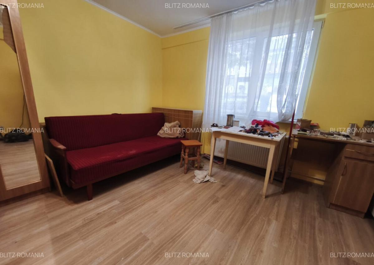 Garsoniera, parter, zona Mihai Viteazu, Radauti - 2