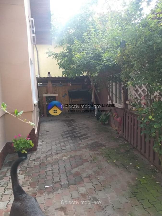 Casa+spatiu comercial Precista - 18