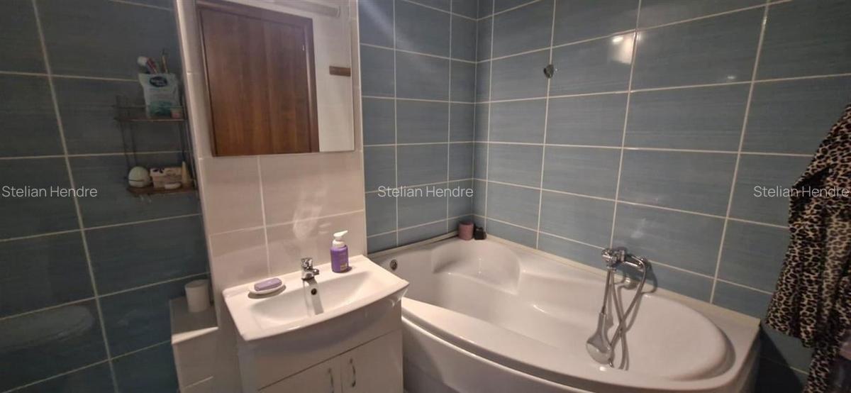 RECO Apartament 3 camere in Nufarul Bloc Nou - 12
