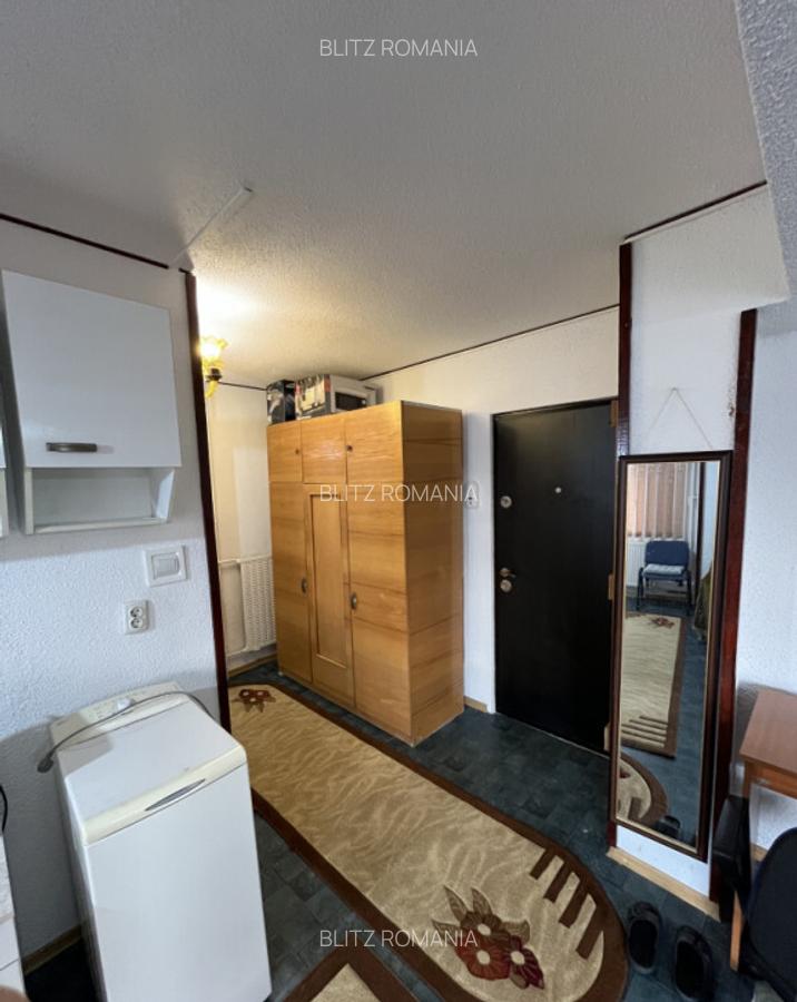 Garsoniera de inchiriat in Ploie?ti zona Democra?ie - 2