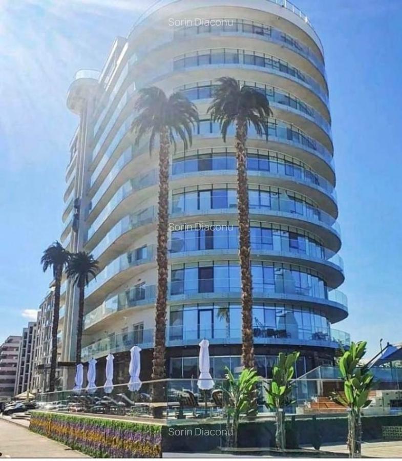 Studio cu priveliste catre ape in White Tower Mamaia - 1