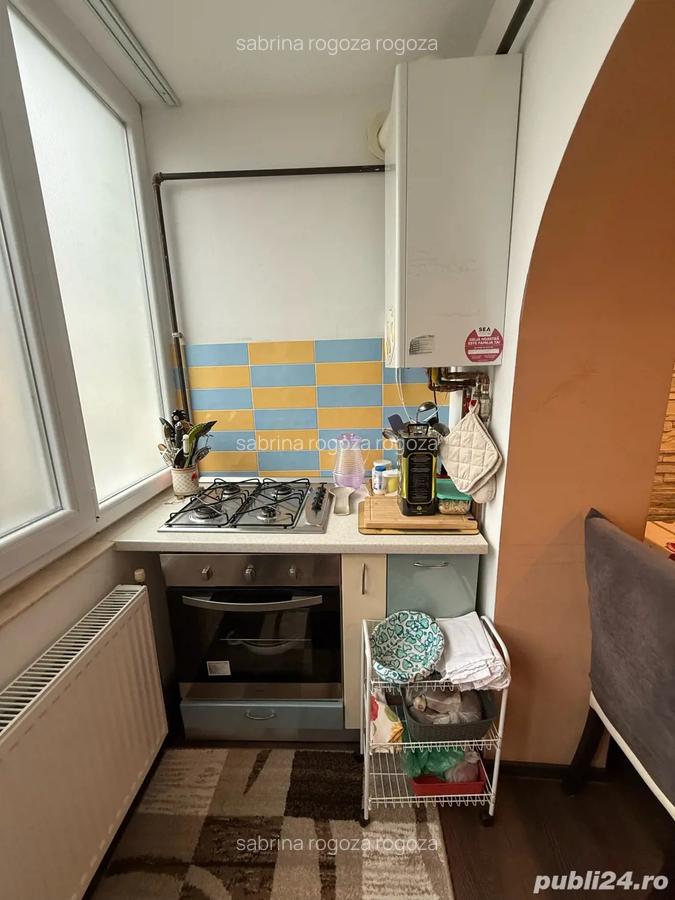 Vand apartament 2 camere etaj 1 - 5