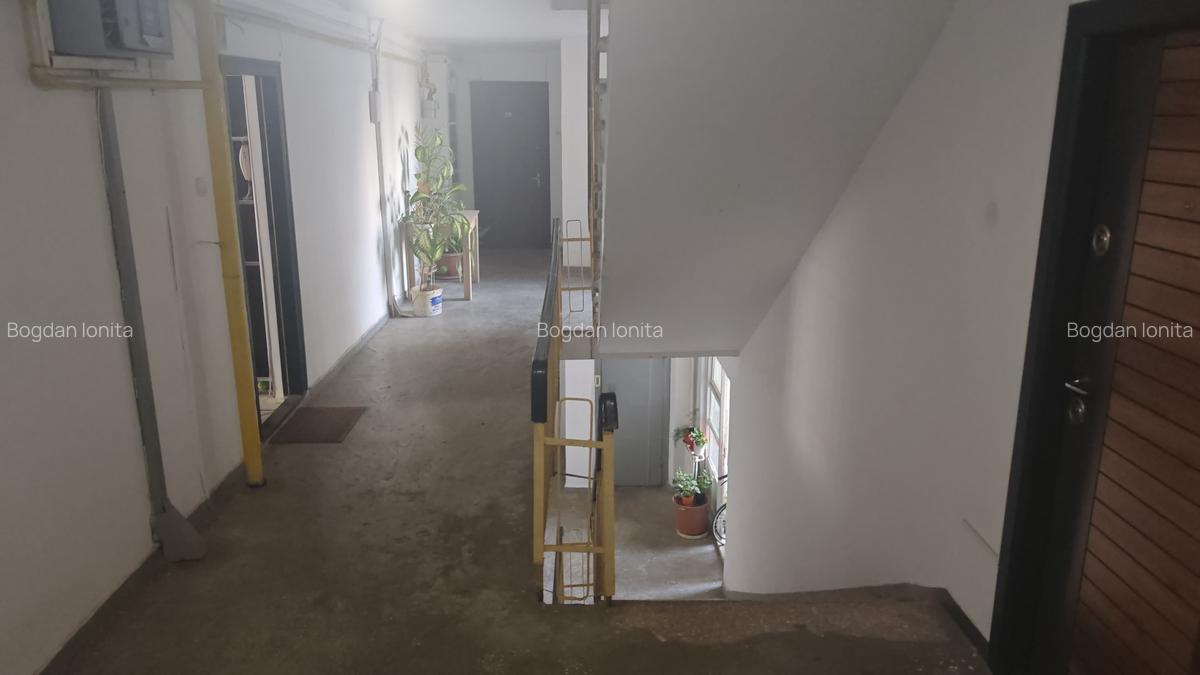 Apartament 2 Camere - Decomandat - Etaj 4/8 - Parc Sebastian - Bucuresti - 17