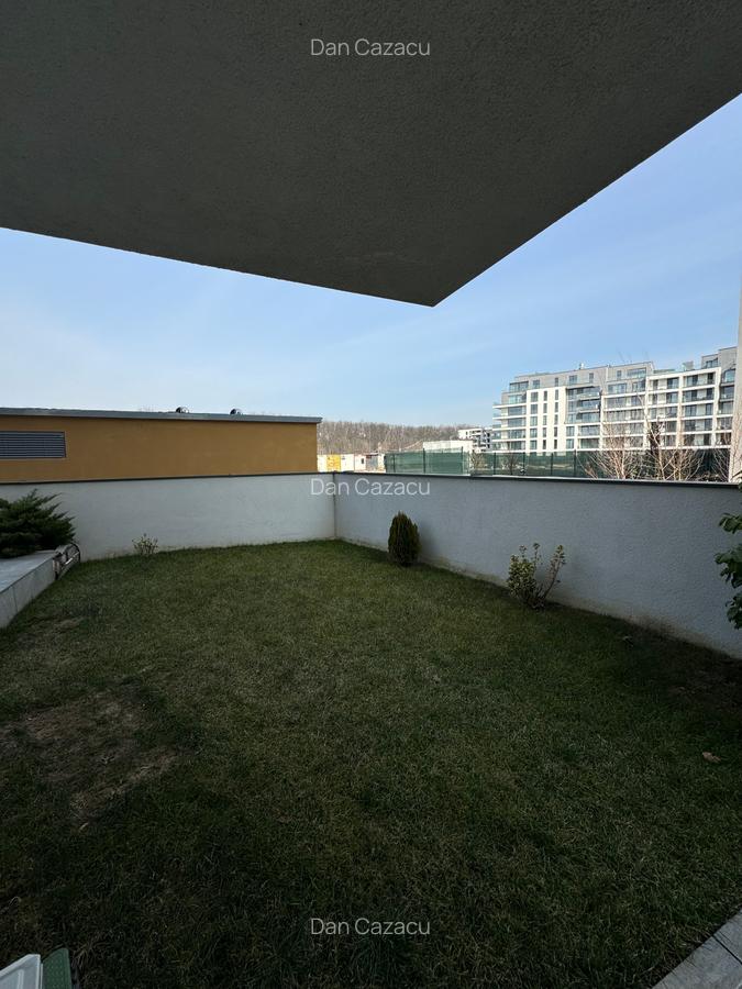 Apartament cu 3 camere semidecomandat, mobilat în Băneasa - 13