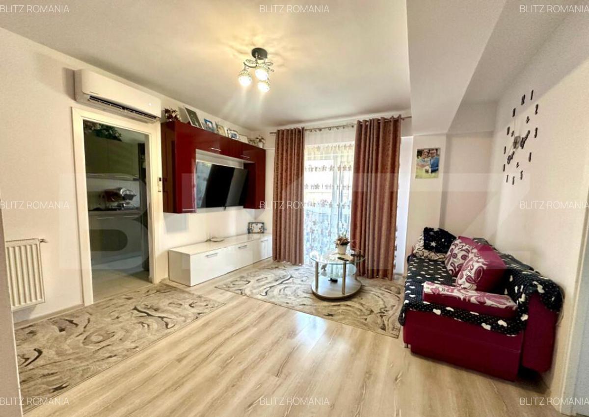Apartament de vanzare, cu 2 camere, mobilat ?i utilat, 47 m - 1