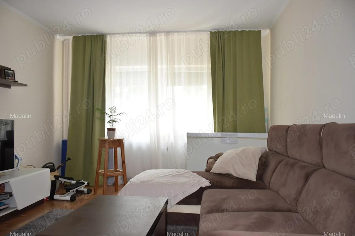 Apartament 3 camere PB, strada Alexandru Andritoiu , Oradea - 1