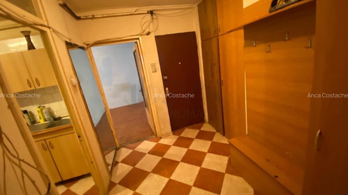 Apartament cu 3 camere decomandat în Crângași - 4