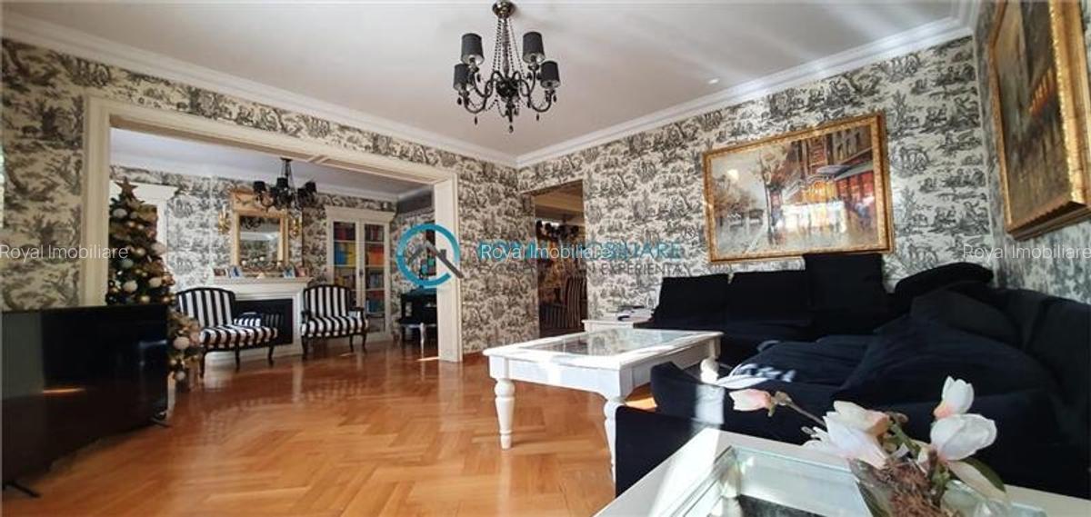Royal Imobiliare - Vanzare Vila de lux zona Ultracentrala - 1