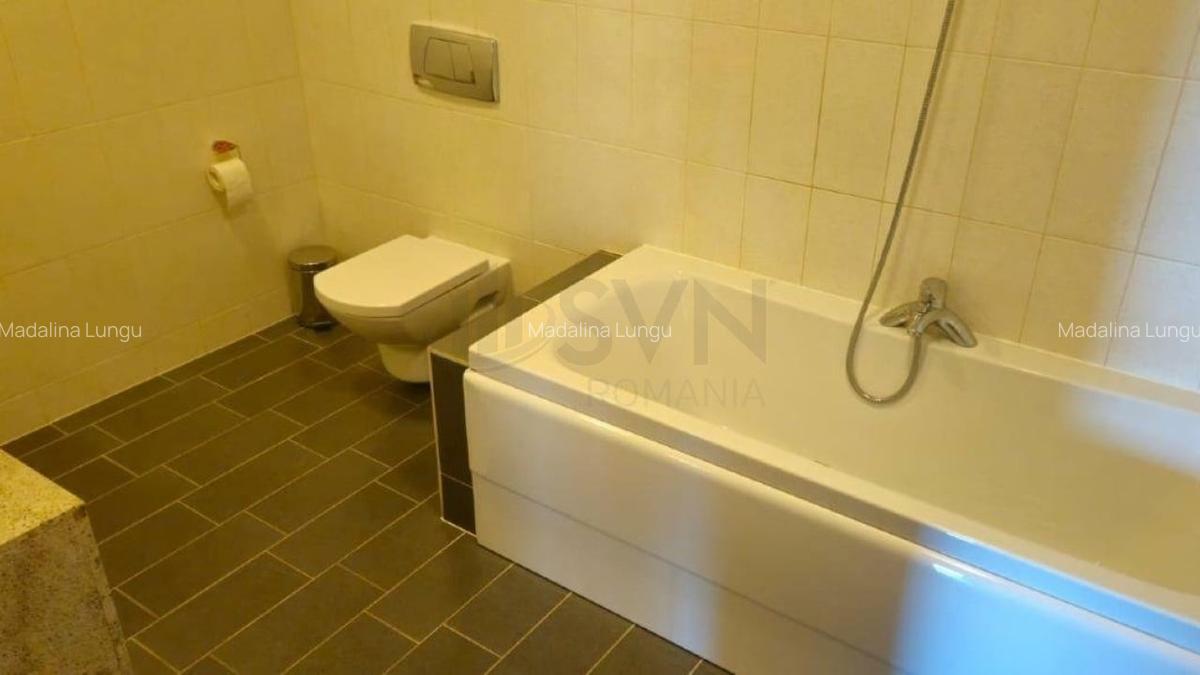 Apartament cu 4 camere decomandat în Băneasa - 9