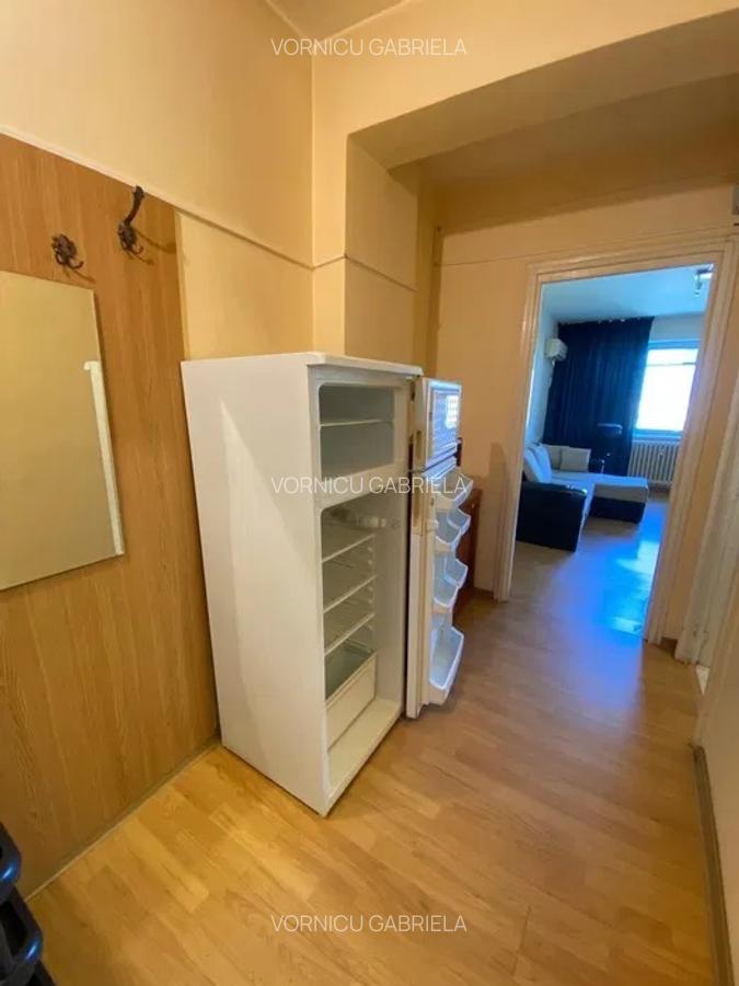 Garsonieră semidecomandată, mobilată în Podu Roș - 7