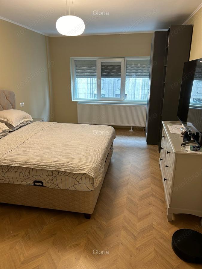 Ultracentral-apt 2 camere decomandat-et 3/4-s-60 mp-renovat-centrala-165.000 eur - 3