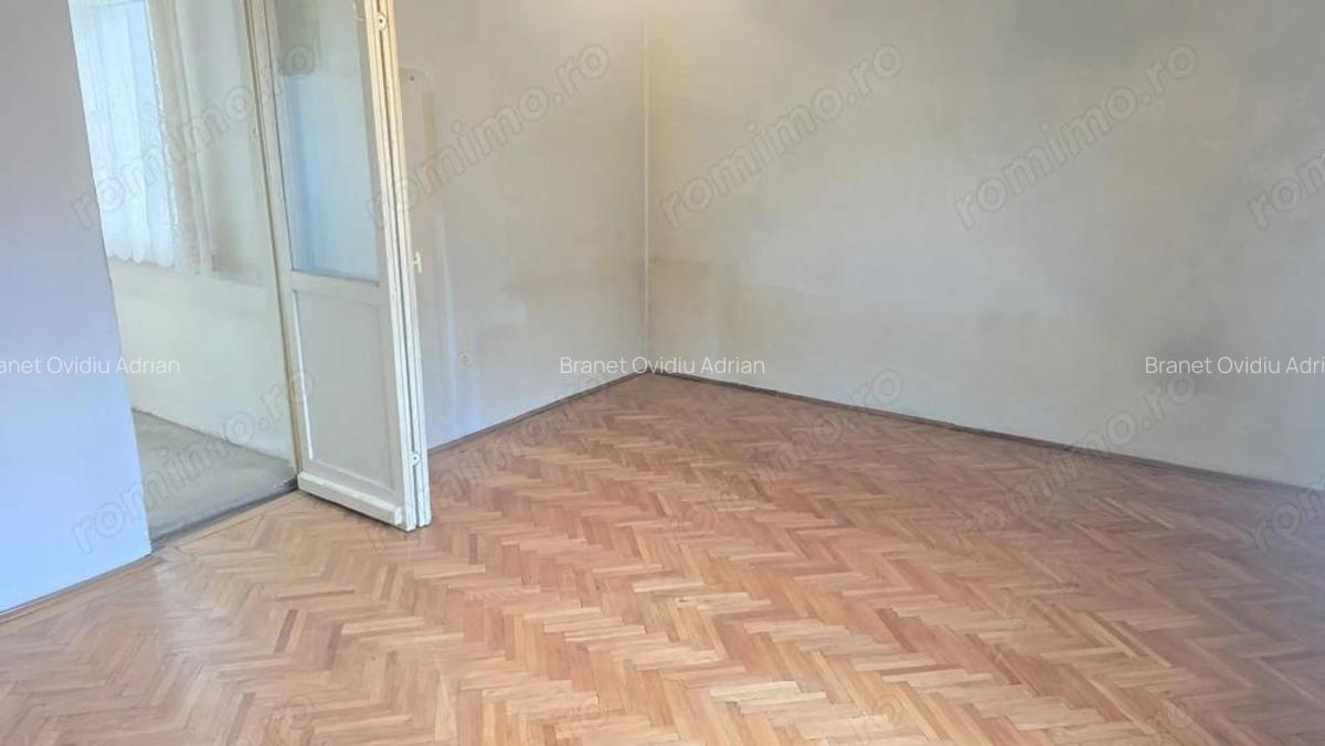 Vand apartament 2 camere decomandat in Deva, zona Gojdu, etaj 1 - 12