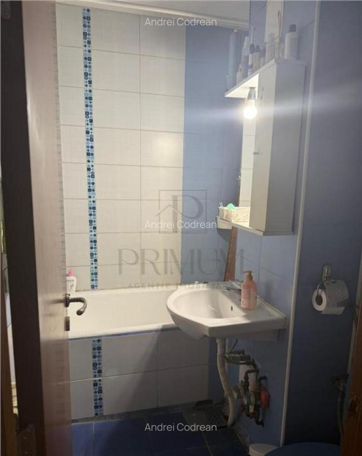 Gheorghe Lazar - 2 Camere - Etaj intermediar cu LIFT - Bloc - 6