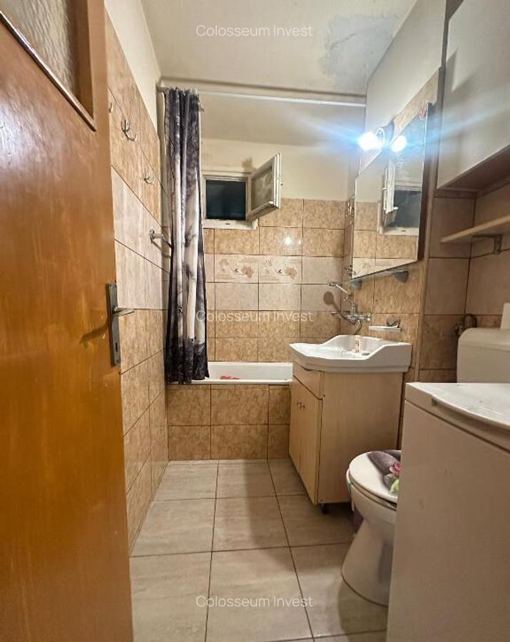 Apartament 3 camere, decomandat - zona Calea Bucuresti - 10