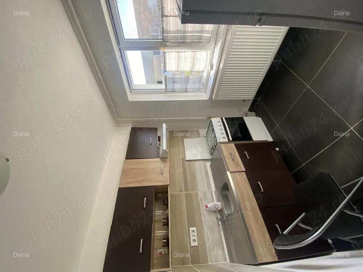 Vand garsoniera cu centrala proprie - 4