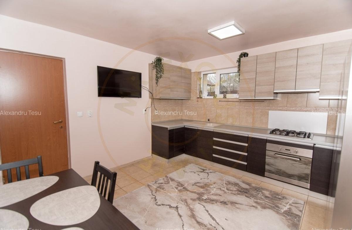 Casa spatioasa cu 6 camere si teren generos - Stefanesti - 5