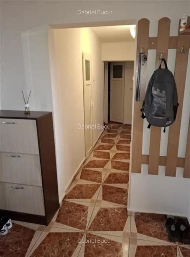 Apartament cu 3 camere decomandat, mobilat în Apărătorii Patriei - 5