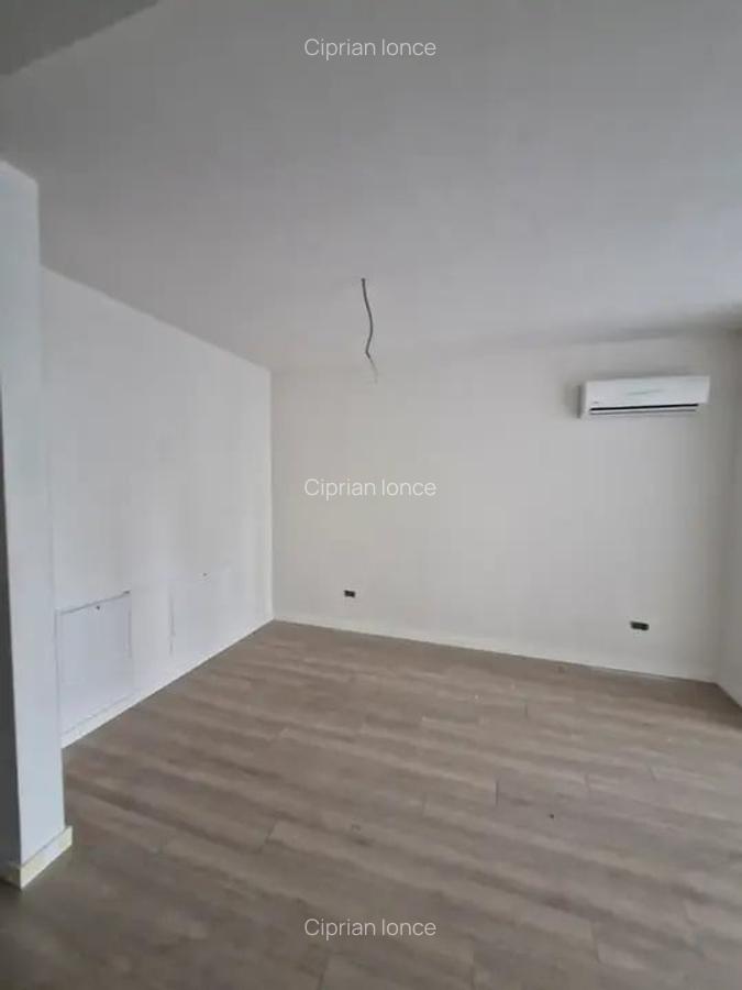 Garsoniera Luminoasa Bloc Premium Titan-Pallady Investitie Sigura - 1