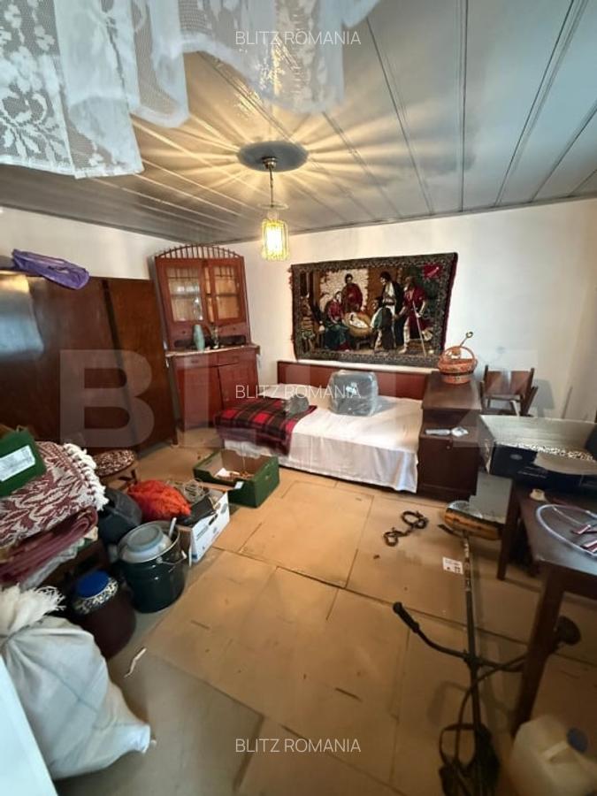 Casa batraneasca, 65 mp si teren intravilan 5600 mp, Adancata - 7