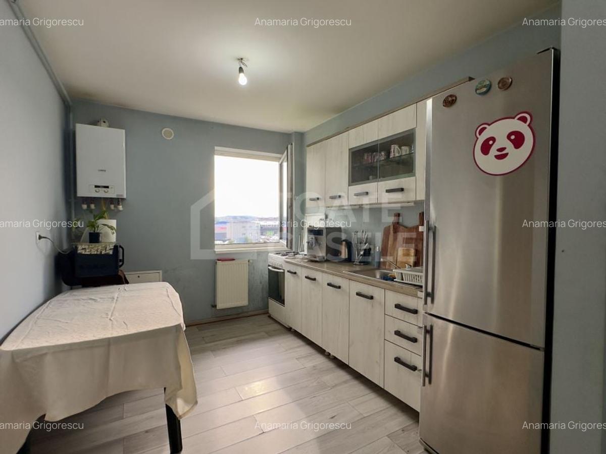 Apartament cu 2 camere, decomandat, zona Ambient - 1