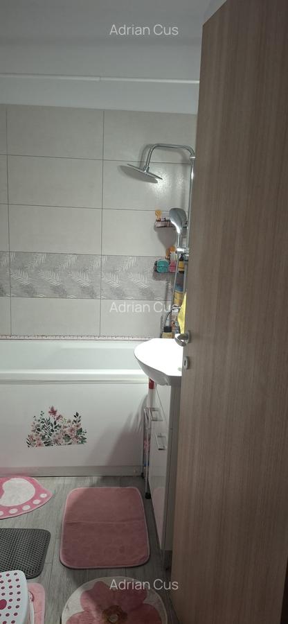 Ap 2 camere etaj 1/3 Str Independentei Pantelimon Tuborg - 1