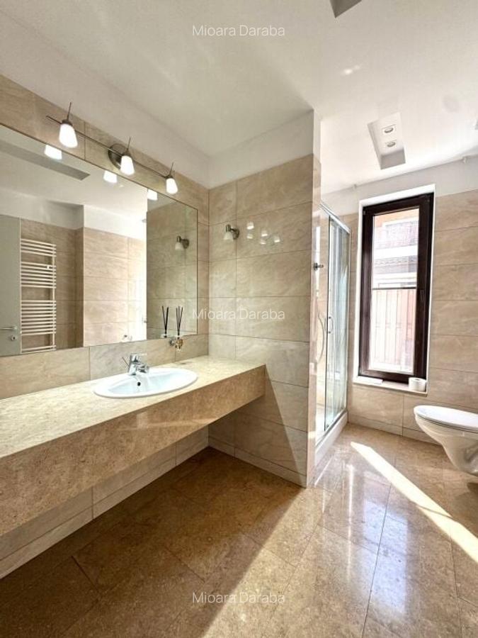 Villa with swimming pool, Oxford Gardens residential complex, Pipera area - 10