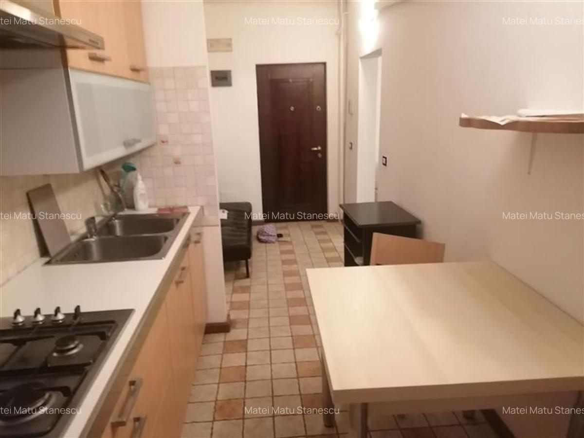 Apartament cu 2 camere semidecomandat în Complex Studențesc - 12