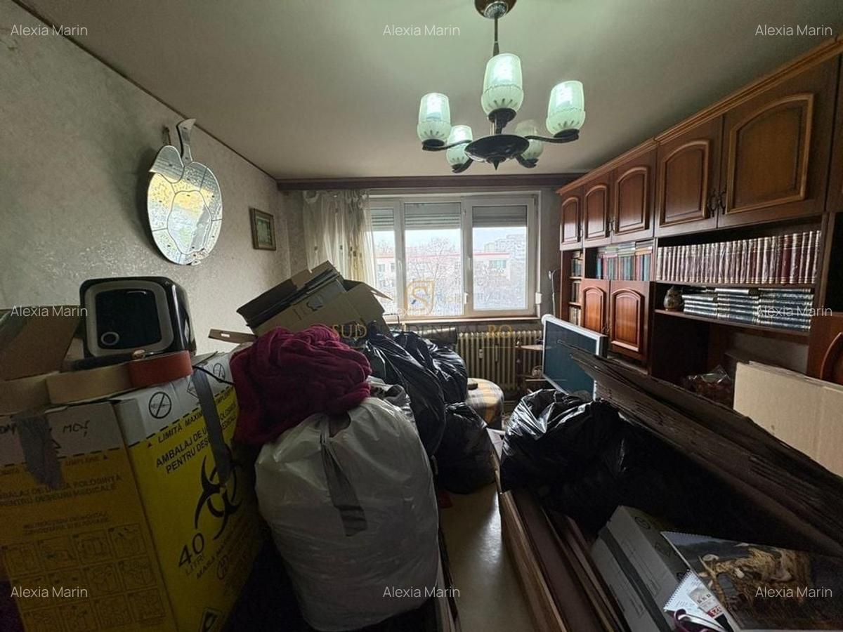 Apartament 3 camere decomandat, loc de parcare,Brancoveanu, Comision 0 - 9