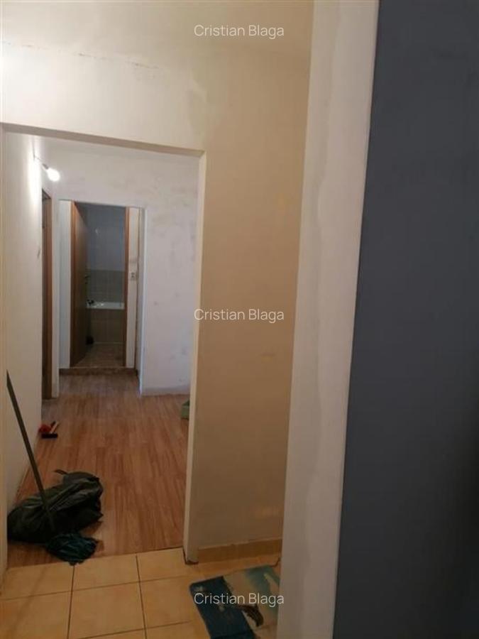 Reco Apartament 3 camere decomandat zona Dragos Voda - 3