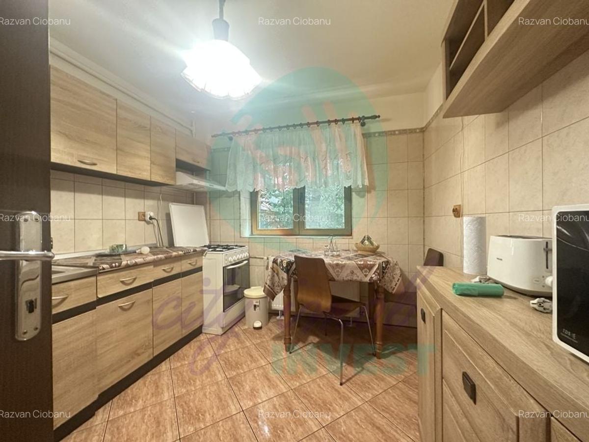 Apartament cu 4 camere decomandat, mobilat în Victoriei - 3