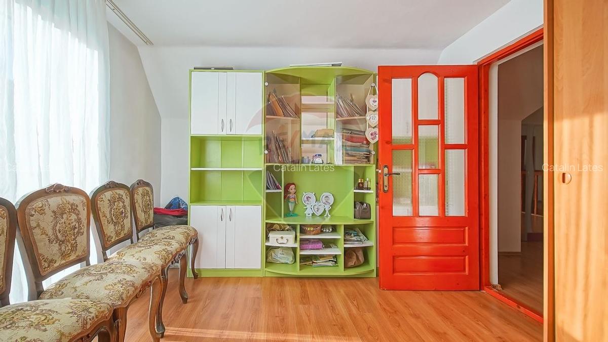 Casa cu 6 camere de vanzare in Rasnov, teren 1.100 mp, zona Glajarie - 26
