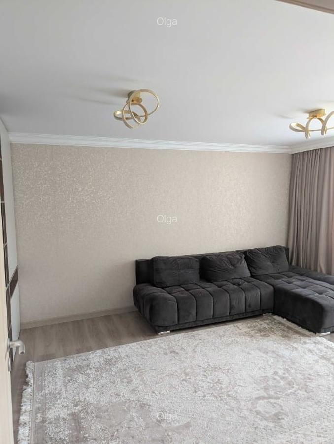 3 camere Urban Plaza Astra - 2