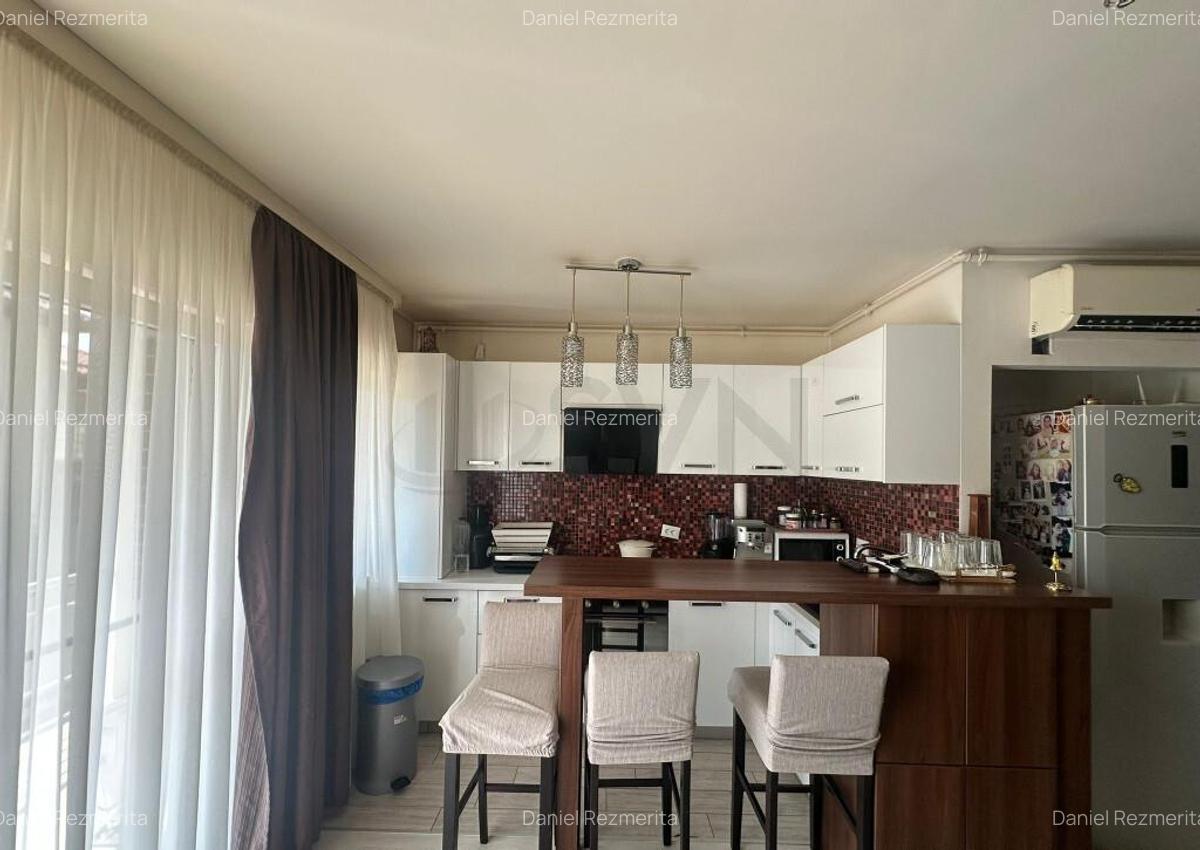 3 Camere l Priveliste Libera l Damaroaia - 9