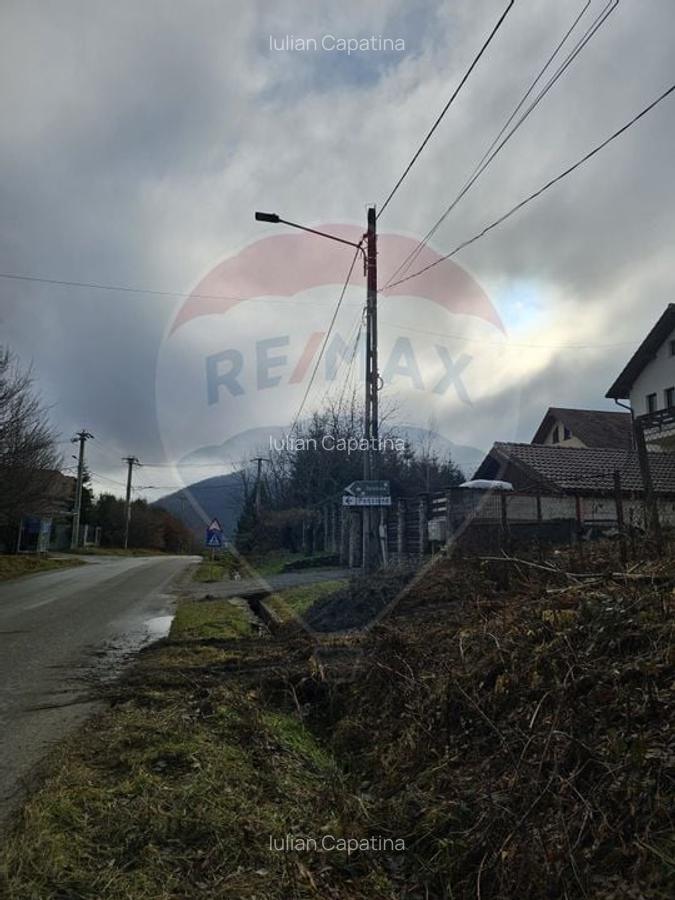 DE VANZARE TEREN INTRAVILAN CISNADIOARA Str. SIBIULUI DJ 106D - 6