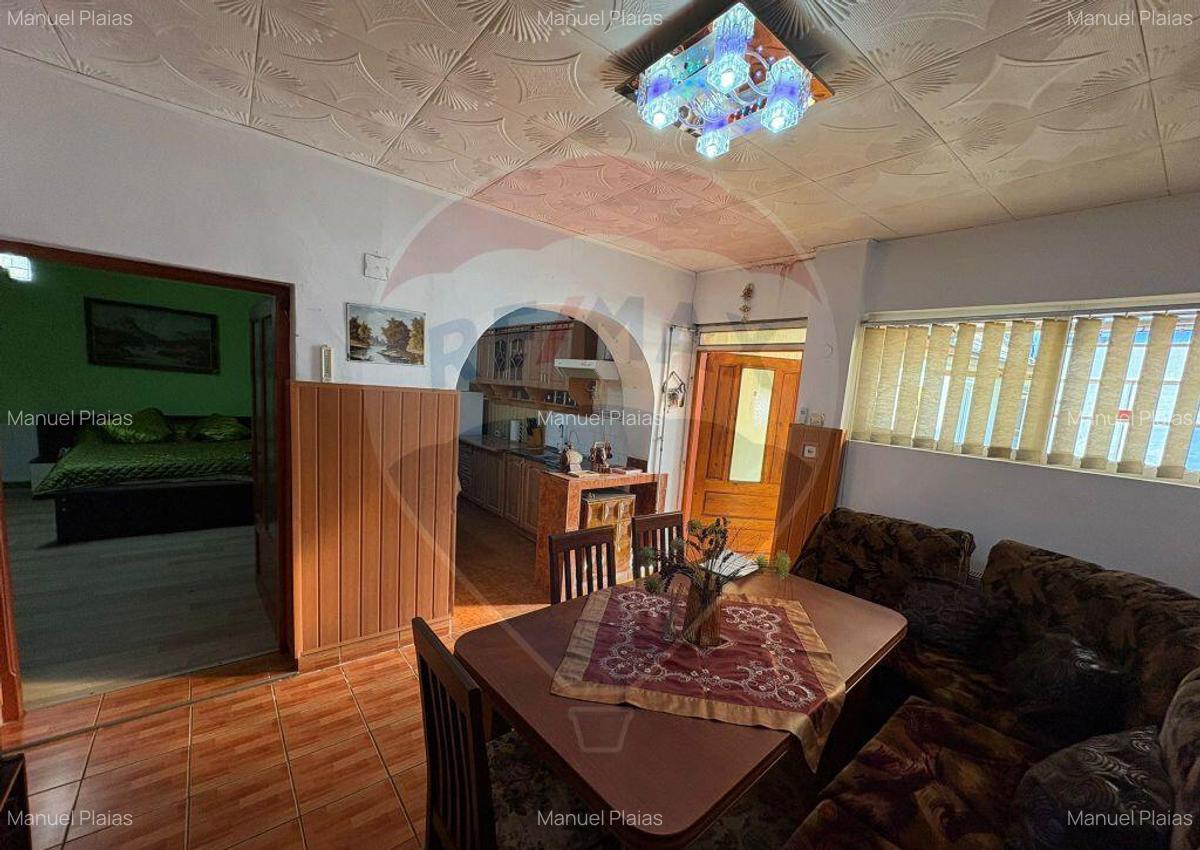 Casa in zona Mosnei pe strada Morii de Scoarta - 16