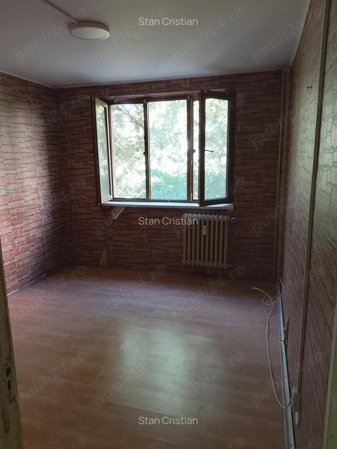 Vand apartament 4 camere Drumul Taberei - 3 Vand apartament 4 camere Drumul Taberei - 3