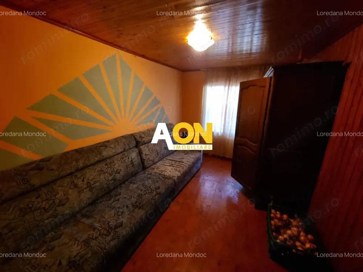 De vanzare casa P+M in stil rustic, 312 mp teren, Barabant - 10