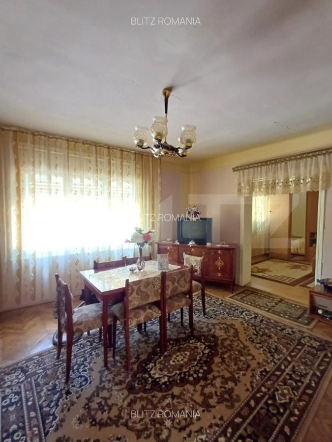 Casa de vanzare, 91 mp, in zona centrala din Turda - 2
