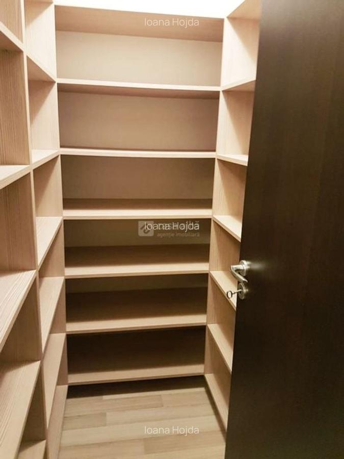 Apartament cu 3 camere semidecomandat, mobilat în Central - 11