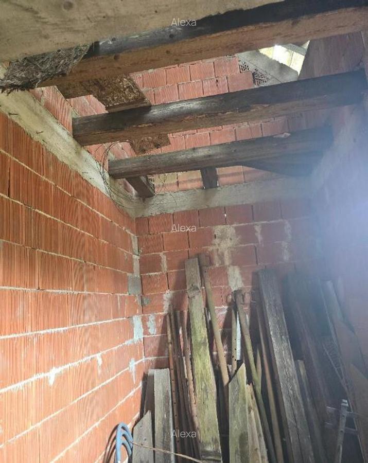 Casa loc SUMUGIU , sc 200 mp , parte veche si noua, ter 2670, sosea - 17