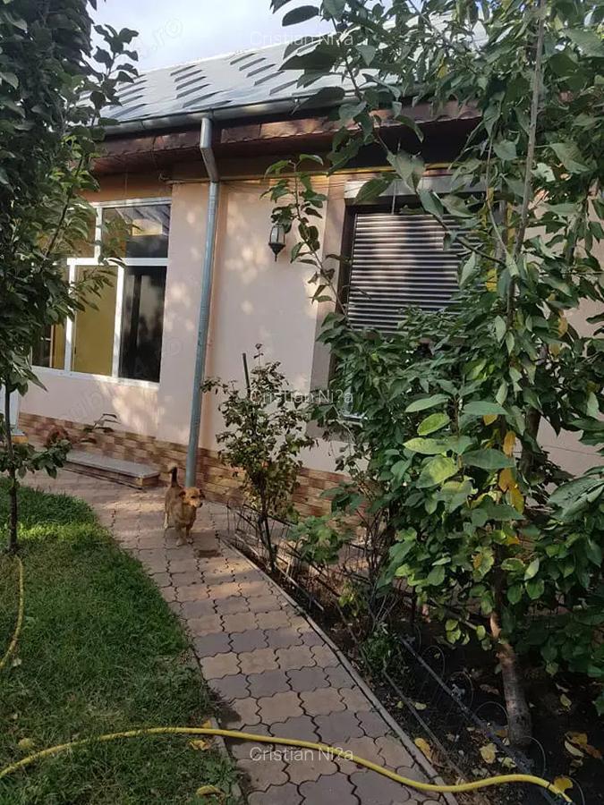 Casa 2 dormitoare si living mare Cartierul Radu Negru - Buzaului - 1