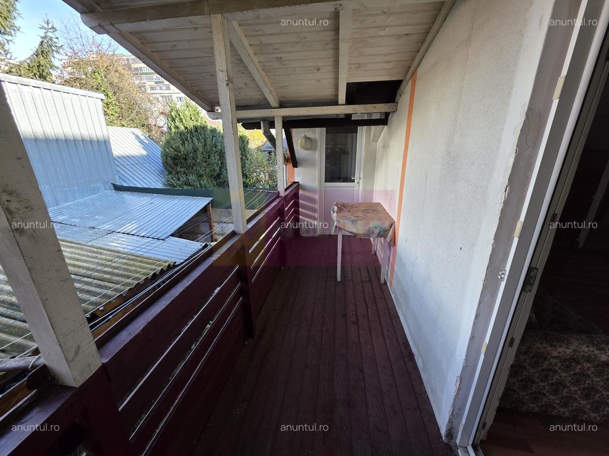 Casa de vanzare cu 3 camere in Campina - 13