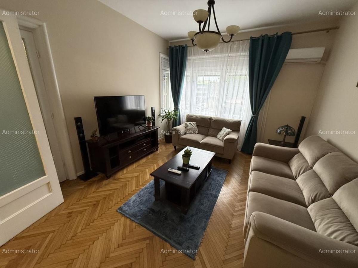 Apartament 6 camere Ultracentral - 1